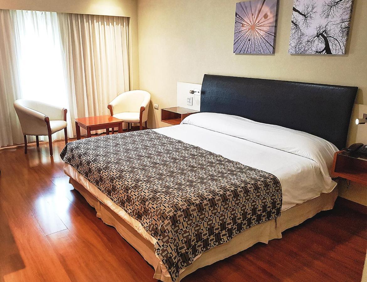 Quorum Cordoba Hotel, Resort Urbano Экстерьер фото