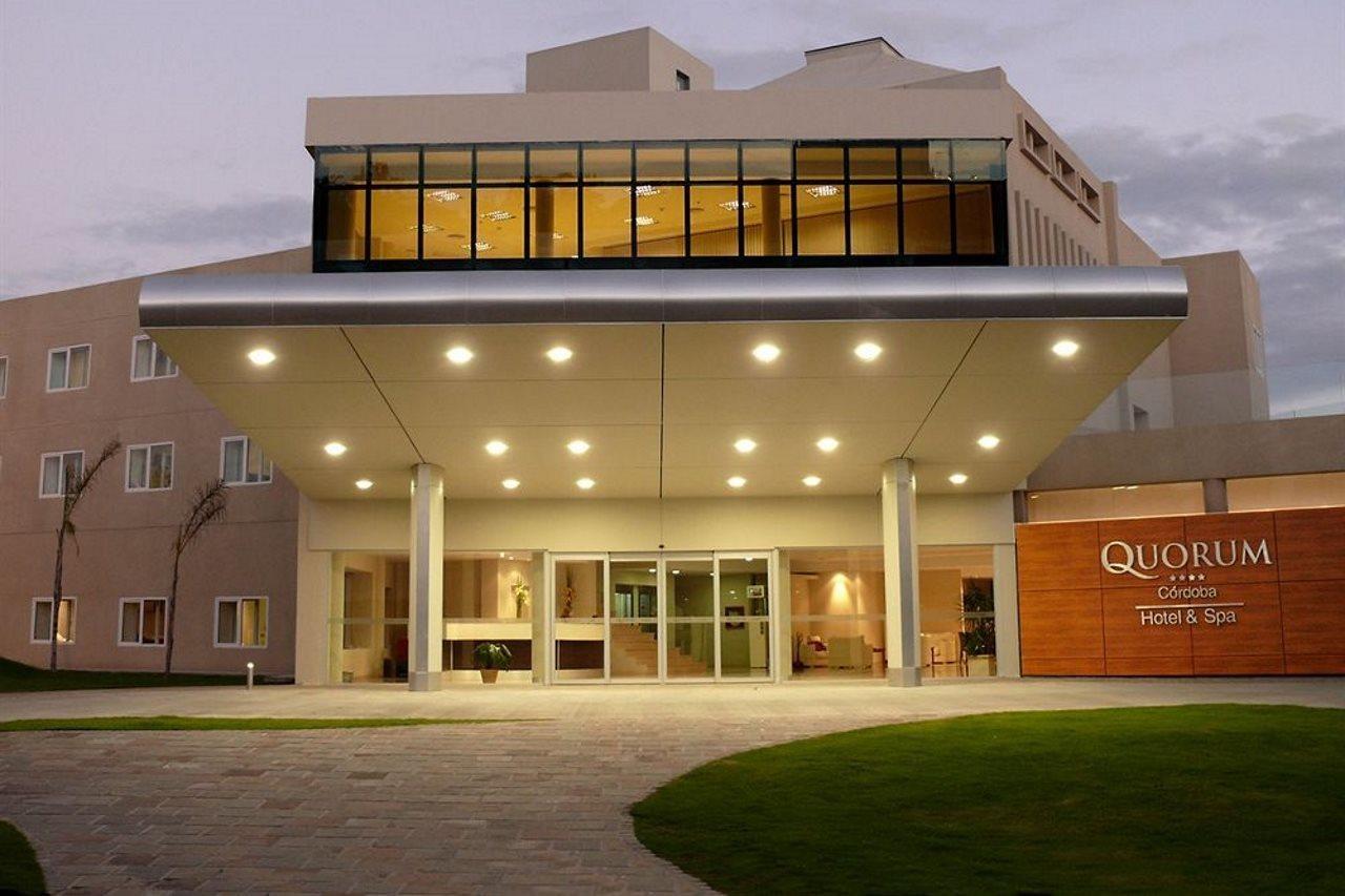 Quorum Cordoba Hotel, Resort Urbano Экстерьер фото